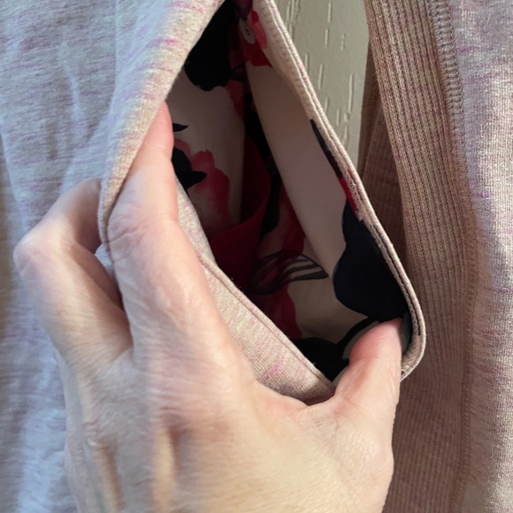 Lululemon Exhalation Pullover II Heathered Marled Mojave Magenta Pink size 6 EUC - Picture 13 of 15